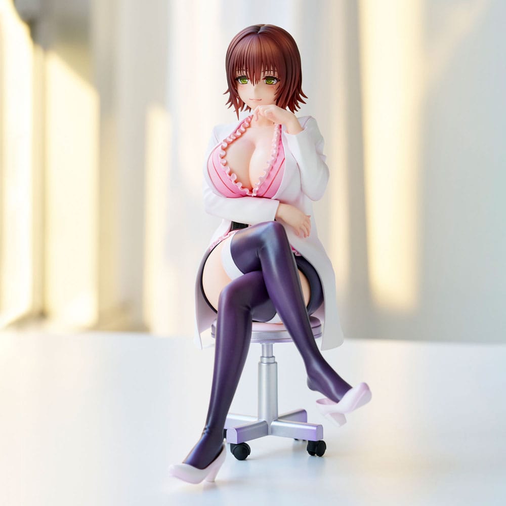 To Love-Ru Darkness Statue PVC Nurse Series: Ryoko Mikado School Nurse Ver. 23 cm