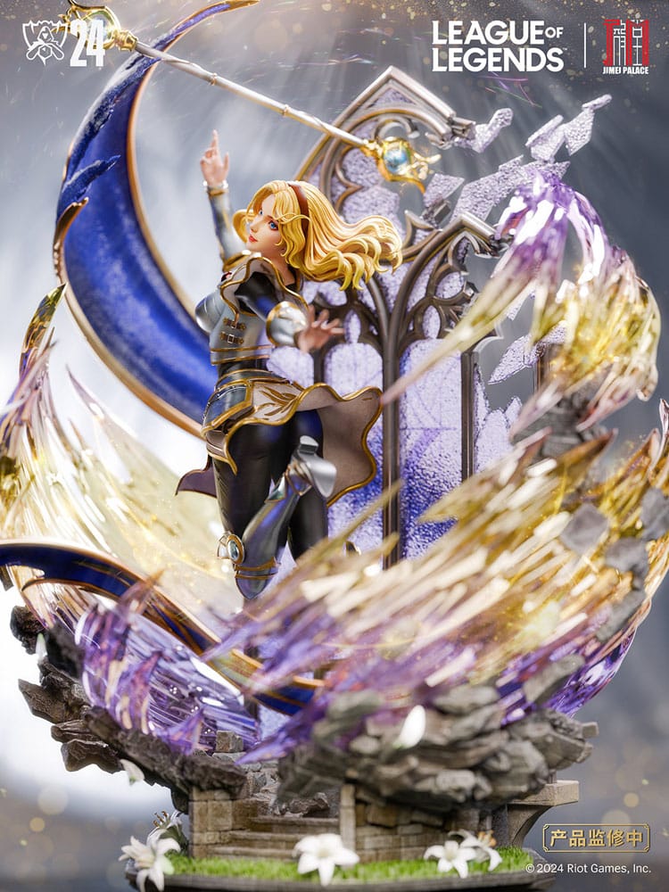 League of Legends Statue Lux 42 cm