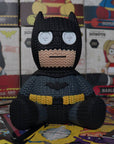 DC Comics Vinyl Figure Batman Black Suit Edition 13 cm