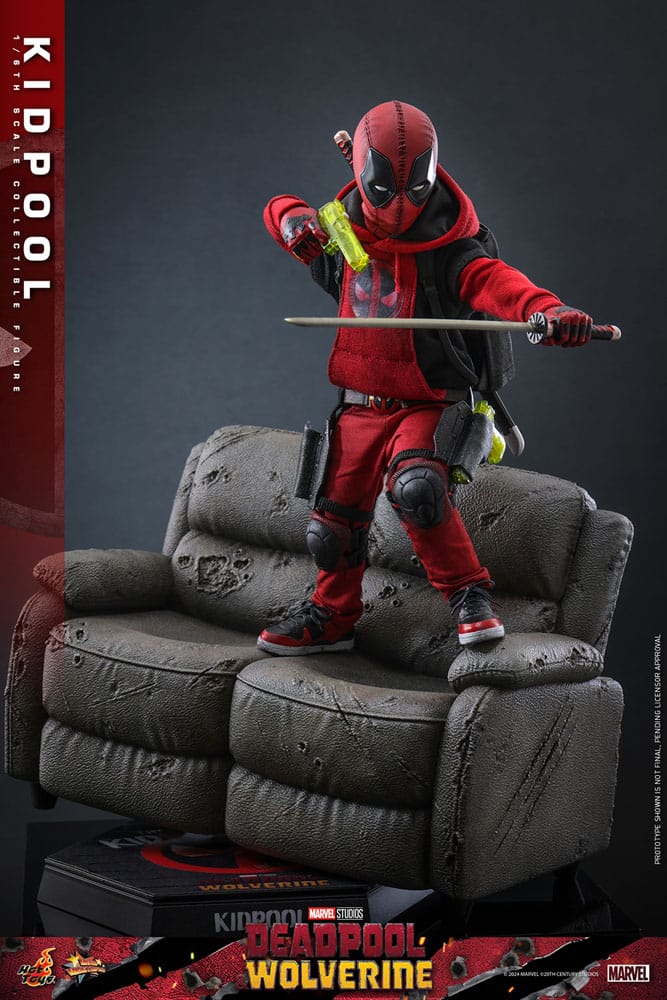 Deadpool &amp; Wolverine Movie Masterpiece Action Figure 1/6 Kidpool 22 cm