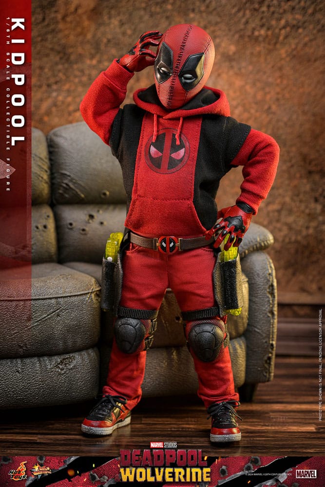 Deadpool &amp; Wolverine Movie Masterpiece Action Figure 1/6 Kidpool 22 cm