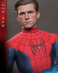 Spider-Man: No Way Home Movie Masterpiece Action Figure 1/6 Spider-Man (New Red and Blue Suit) 28 cm