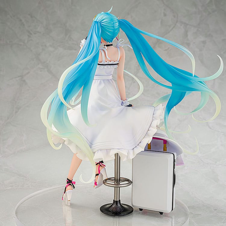 Hatsune Miku GT Project Original PVC Statue 1/7 Vacation Style Ver. 24 cm