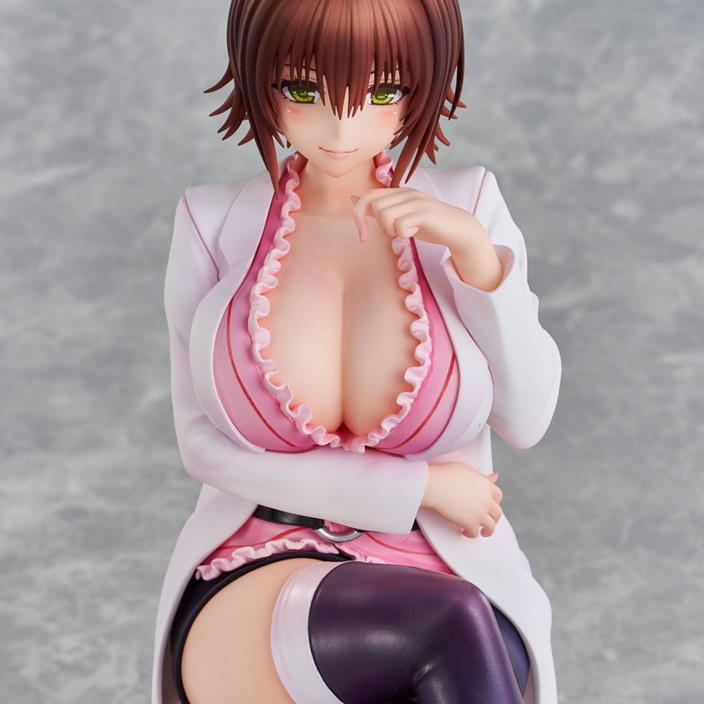 To Love-Ru Darkness Statue PVC Nurse Series: Ryoko Mikado School Nurse Ver. 23 cm