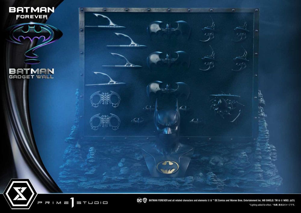 Batman Forever Museum Masterline Series Statue 1/3 Batman Gadget Wall 49 cm