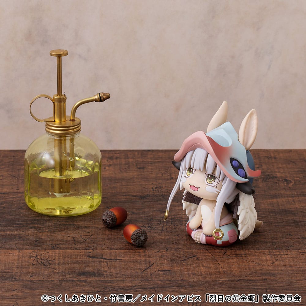 Made in Abyss: The Golden City of the Scorching Sun Look Up PVC Statue Nanachi 11 cm (With Gift)