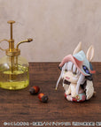 Made in Abyss: The Golden City of the Scorching Sun Look Up PVC Statue Nanachi 11 cm (With Gift)