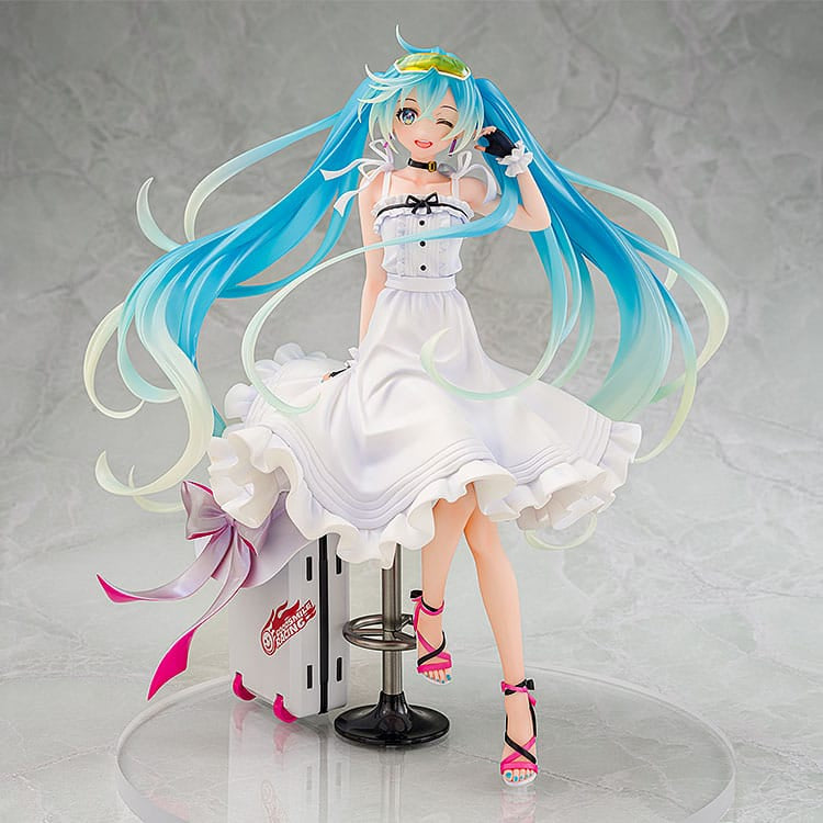 Hatsune Miku GT Project Original PVC Statue 1/7 Vacation Style Ver. 24 cm