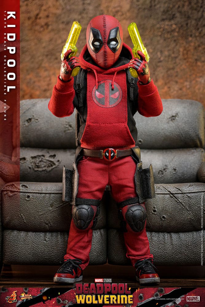 Deadpool &amp; Wolverine Movie Masterpiece Action Figure 1/6 Kidpool 22 cm