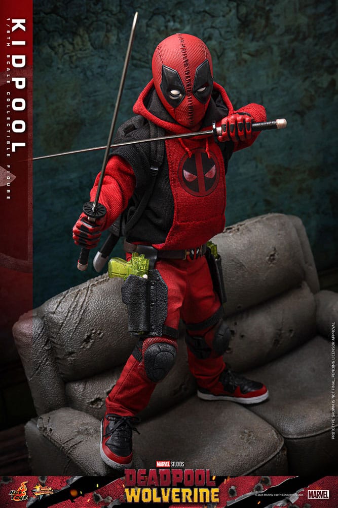 Deadpool &amp; Wolverine Movie Masterpiece Action Figure 1/6 Kidpool 22 cm