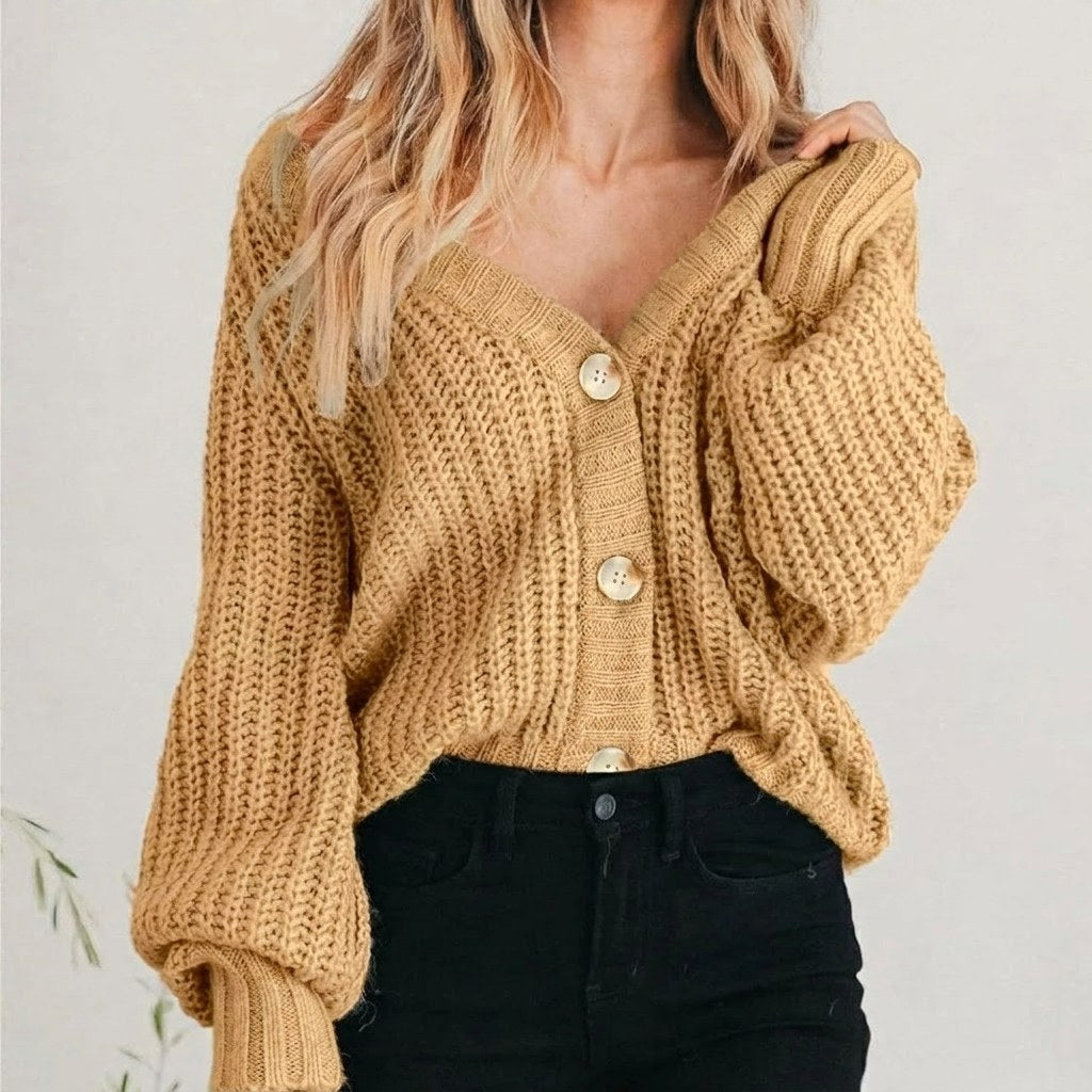 Coralie | Damski oversize'owy kardigan z grubej dzianiny, dekolt w serek z bufiastymi rękawami | Rokishi | Khaki