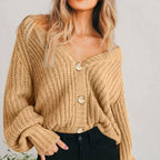 Coralie | Damski oversize'owy kardigan z grubej dzianiny, dekolt w serek z bufiastymi rękawami | Rokishi | Khaki