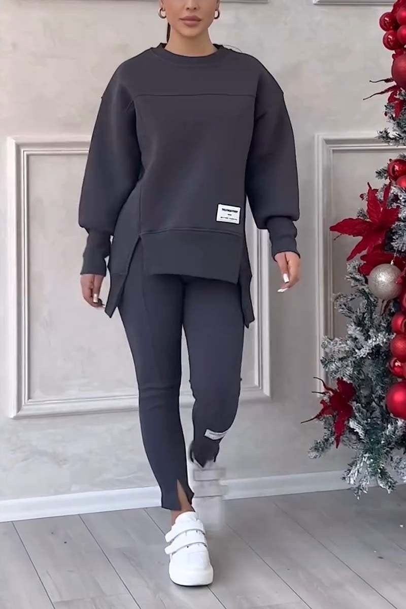Agata | Bluza oversize z rozcięciami i legginsy, dwuczęściowy zestaw domowy dla kobiet | Rokishi