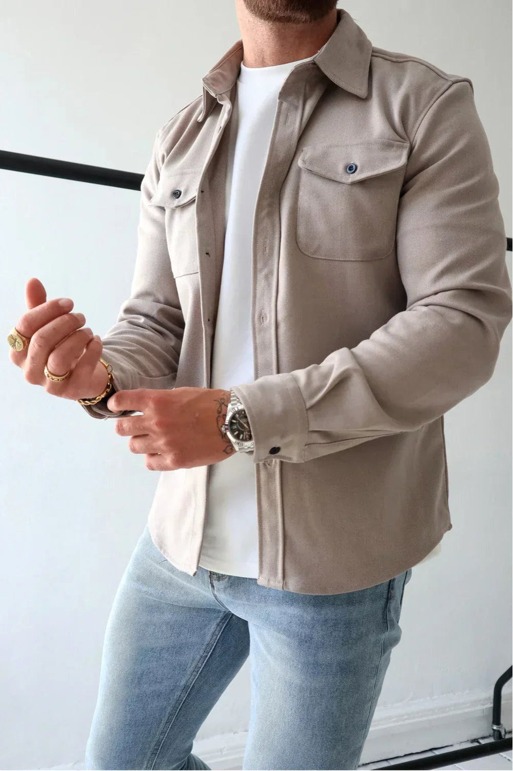 Dominic | Męska koszulowa kurtka z długim rękawem i zapięciem na guziki, luźno skrojony overshirt | Rokishi | Ciemny szary