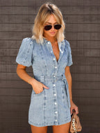 Helene | Damska jeansowa sukienka mini z zapięciem na guziki, sukienka jeansowa w stylu koszulowym | Rokishi | Niebieski