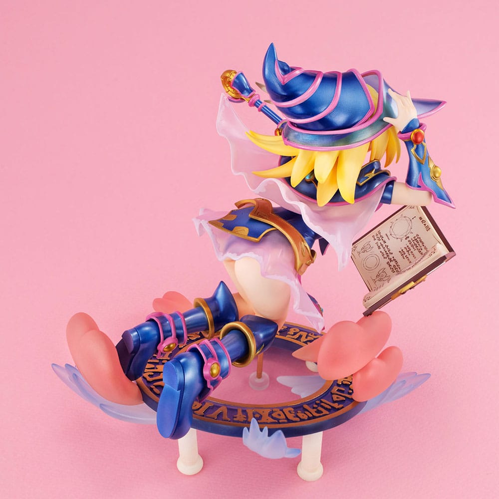 Yu-Gi-Oh! Duel Monsters Art Works Monsters PVC Statue Dark Magician Girl 22 cm