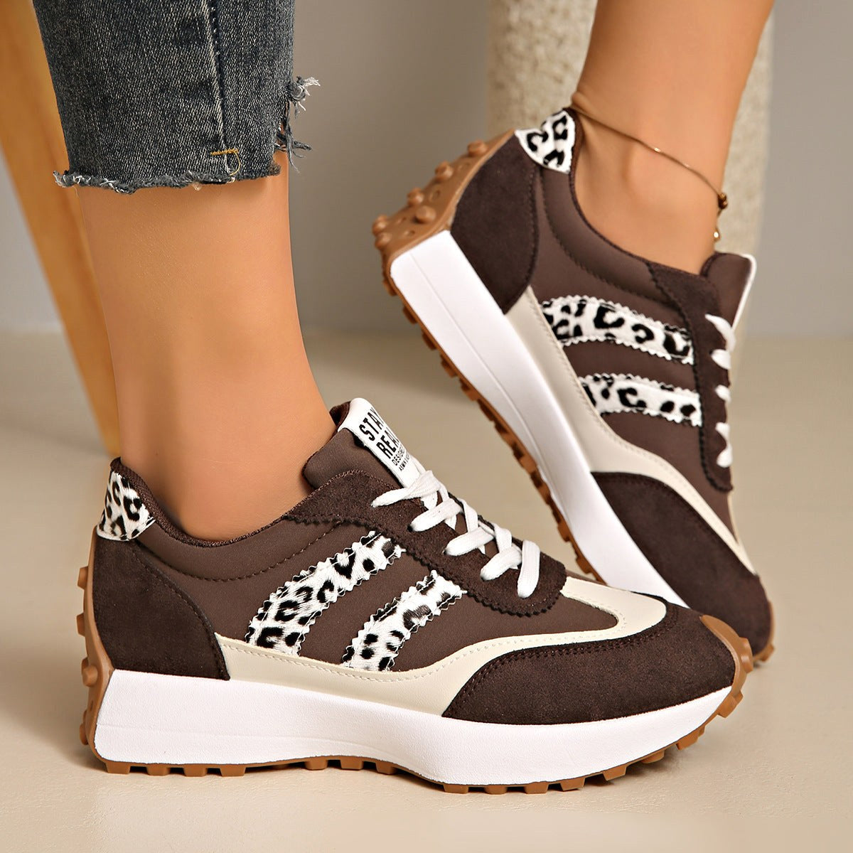 Petra | Damskie ortopedyczne sneakersy z amortyzacją, lekkie buty do chodzenia | Rokishi