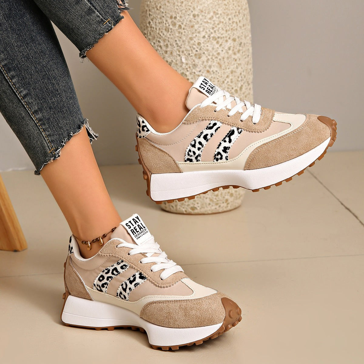 Petra | Damskie ortopedyczne sneakersy z amortyzacją, lekkie buty do chodzenia | Rokishi