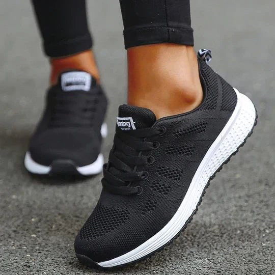 Rose | Damskie ortopedyczne sneakersy ze wspierającą podeszwą, wygodne sneakersy trekkingowe | Rokishi | Biały