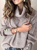 Scarlett | Damski sweter z prążkowanego splotu z kołnierzem szalowym i spinkami, strukturalny sweter | Rokishi | Biały