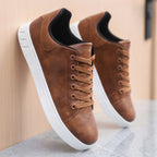 Scott | Męskie sznurowane sneakersy, niskie buty ortopedyczne | Rokishi | Czarny