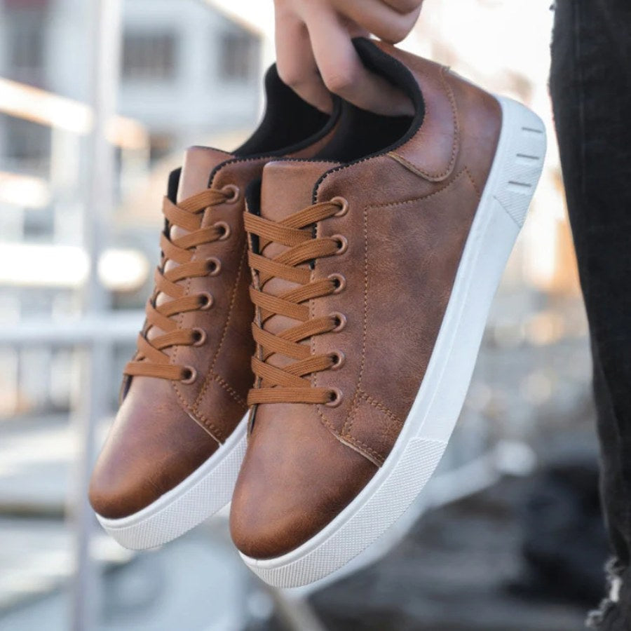 Scott | Męskie sznurowane sneakersy, niskie buty ortopedyczne | Rokishi | Czarny