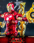 Iron Man 2 Action Figure 1/4 Iron Man Mark IV with Suit-Up Gantry 49 cm