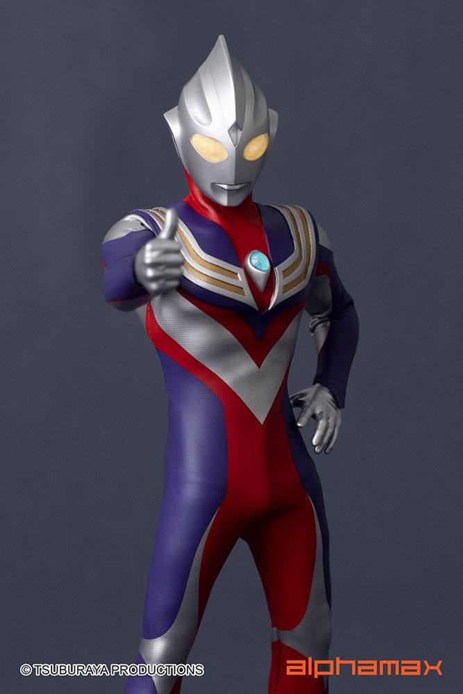 Ultraman Tiga Light-Up Action Figure Tiga 16 cm