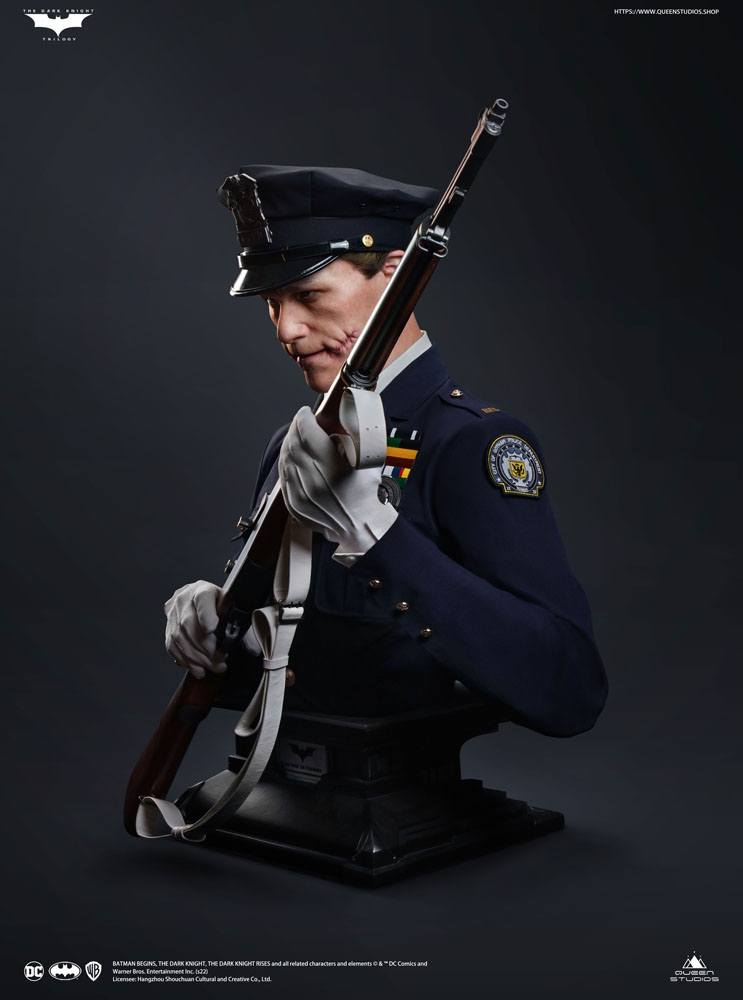 The Dark Knight Bust 1/1 The Joker (Police Uniform) 87 cm