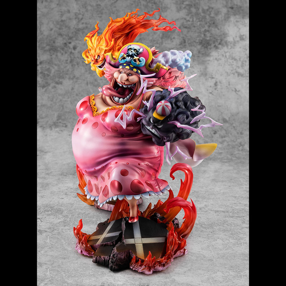 One Piece P.O.P PVC Statue Great Pirate Big Mom Charlotte Linlin 36 cm