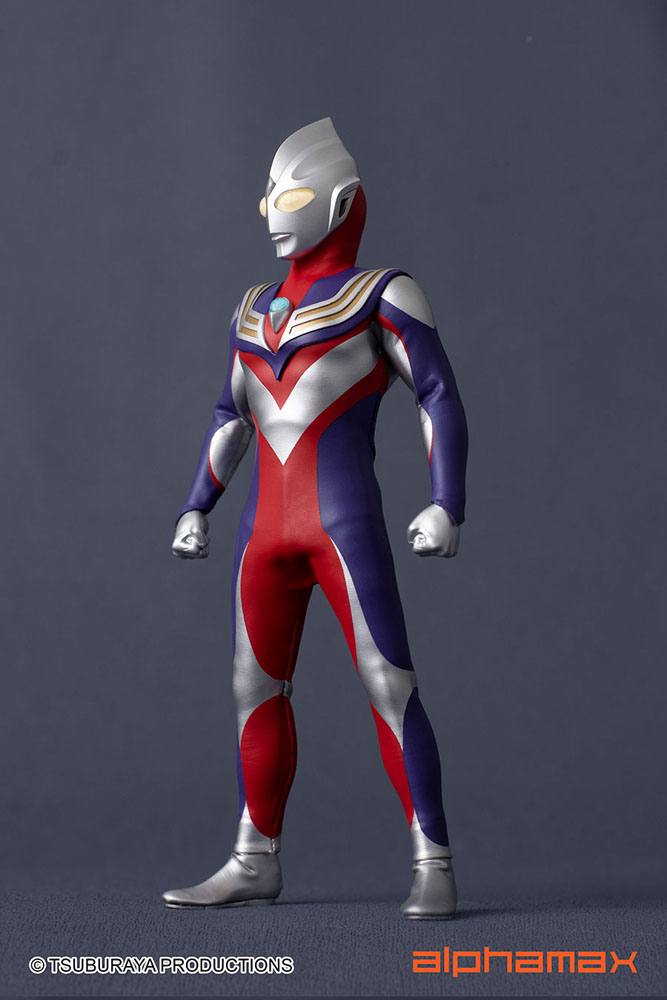 Ultraman Tiga Light-Up Action Figure Tiga 16 cm