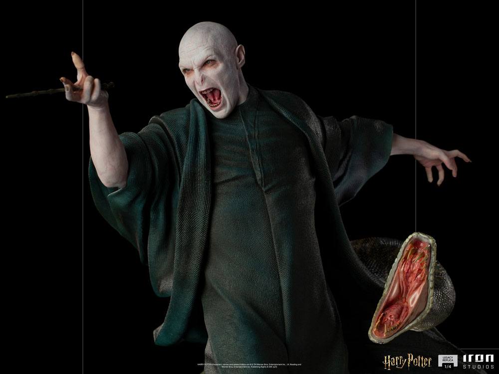 Harry Potter Legacy Replica Statue 1/4 Voldemort &amp; Nagini 58 cm