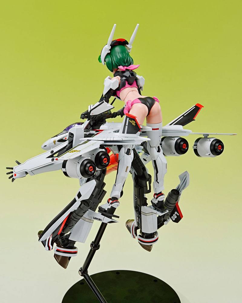 Macross F V.F.G. Action Figure VF-25F Messiah Ranka Lee 22 cm