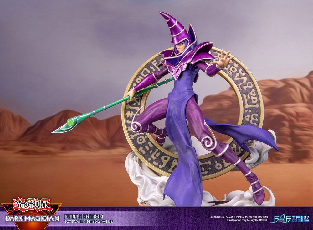 Yu-Gi-Oh! - Dark Magician Purple Version 29 cm