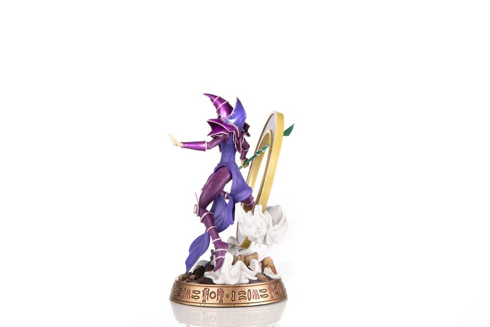 Yu-Gi-Oh! - Dark Magician Purple Version 29 cm