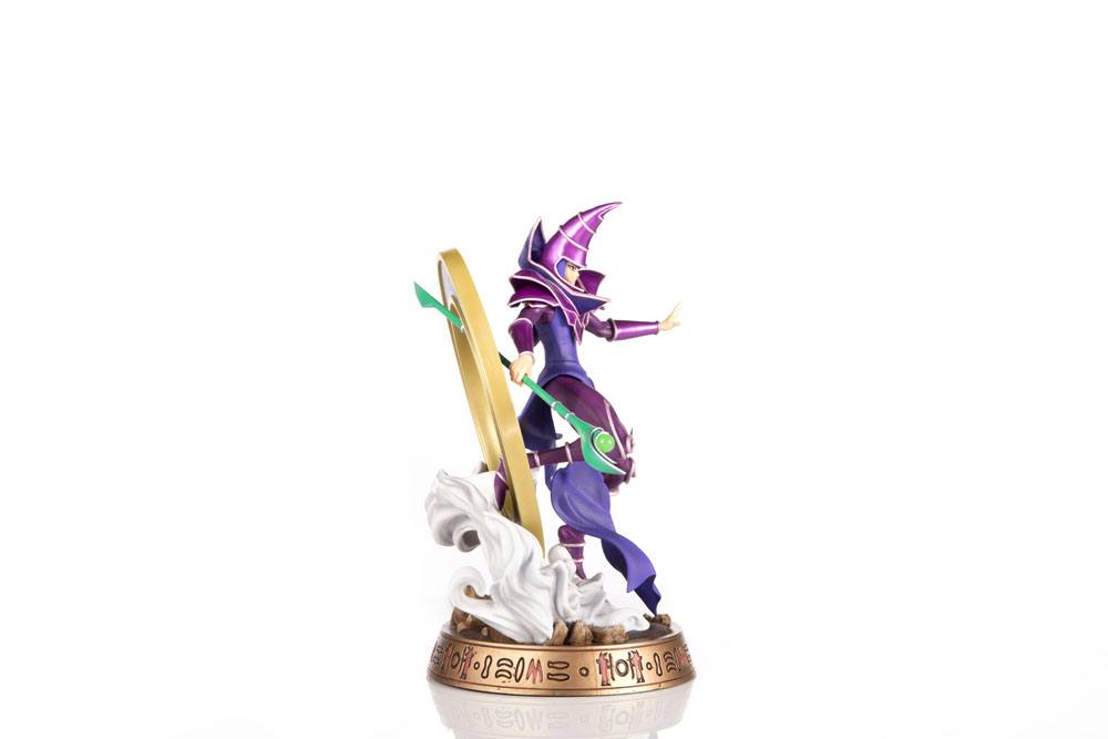 Yu-Gi-Oh! - Dark Magician Purple Version 29 cm