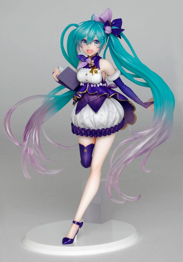 Vocaloid PVC Statue Hatsune Miku 3rd Season Winter Ver. (re-sales) 18 cm