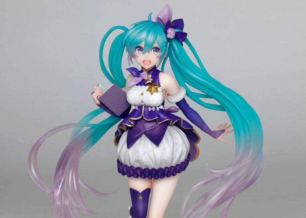 Vocaloid PVC Statue Hatsune Miku 3rd Season Winter Ver. (re-sales) 18 cm