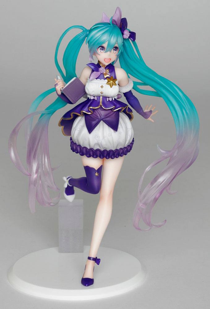 Vocaloid PVC Statue Hatsune Miku 3rd Season Winter Ver. (re-sales) 18 cm