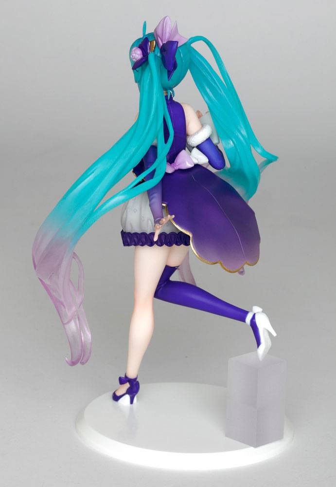 Vocaloid PVC Statue Hatsune Miku 3rd Season Winter Ver. (re-sales) 18 cm